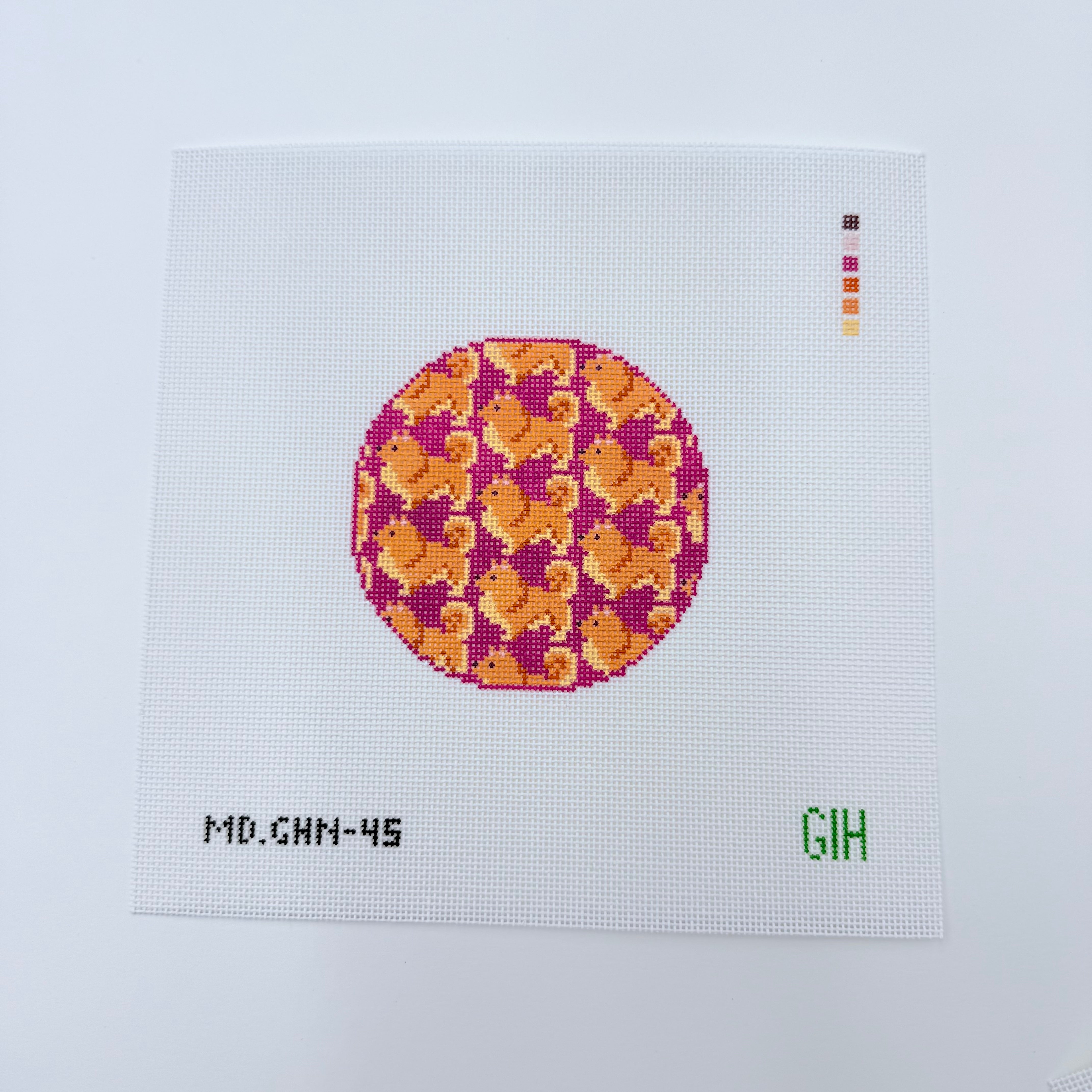 Pomeranian Round Canvas - KC Needlepoint