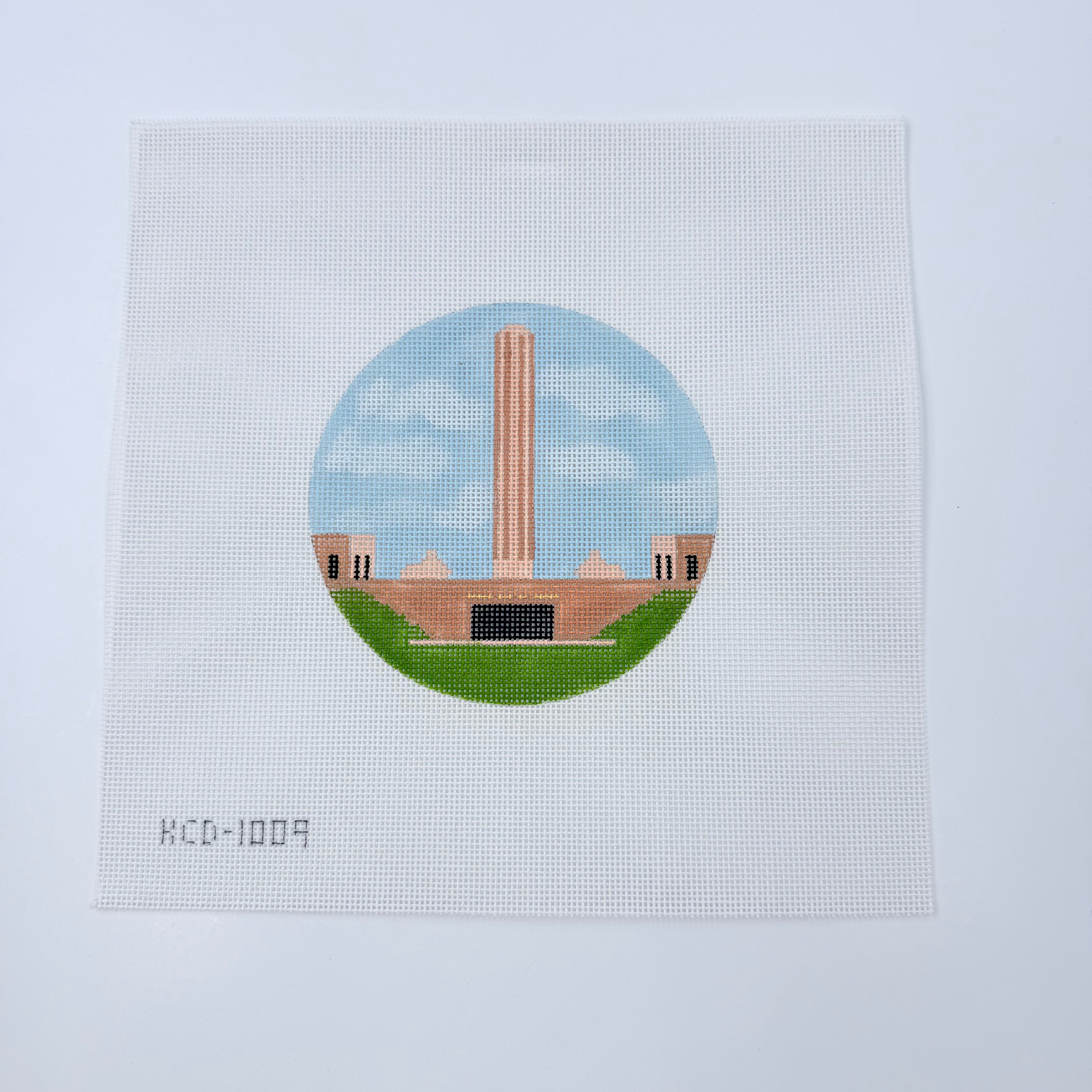 Liberty Memorial 4 1/2" Round Canvas - KC Needlepoint