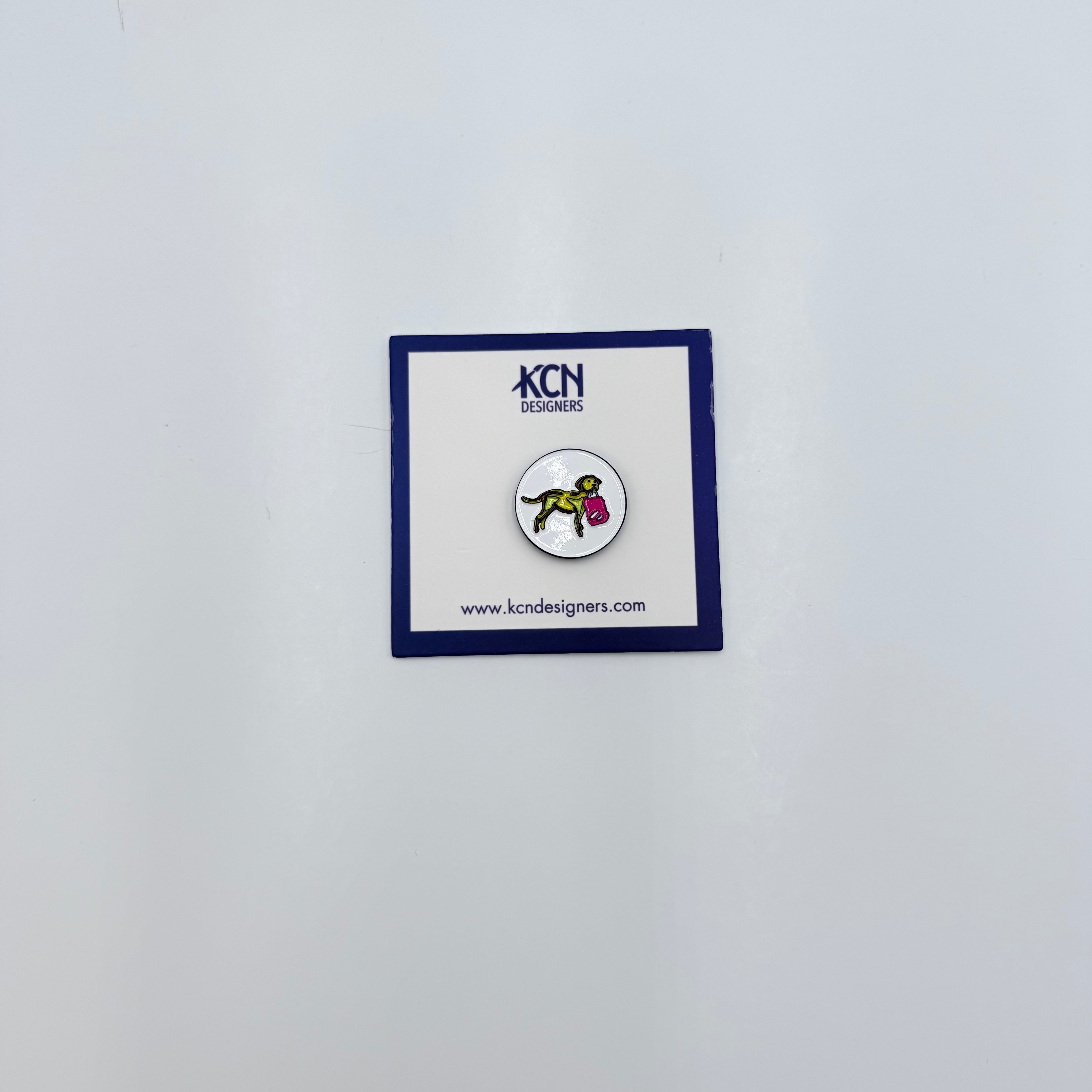 Shopping Dog Needle Minder - KC Needlepoint