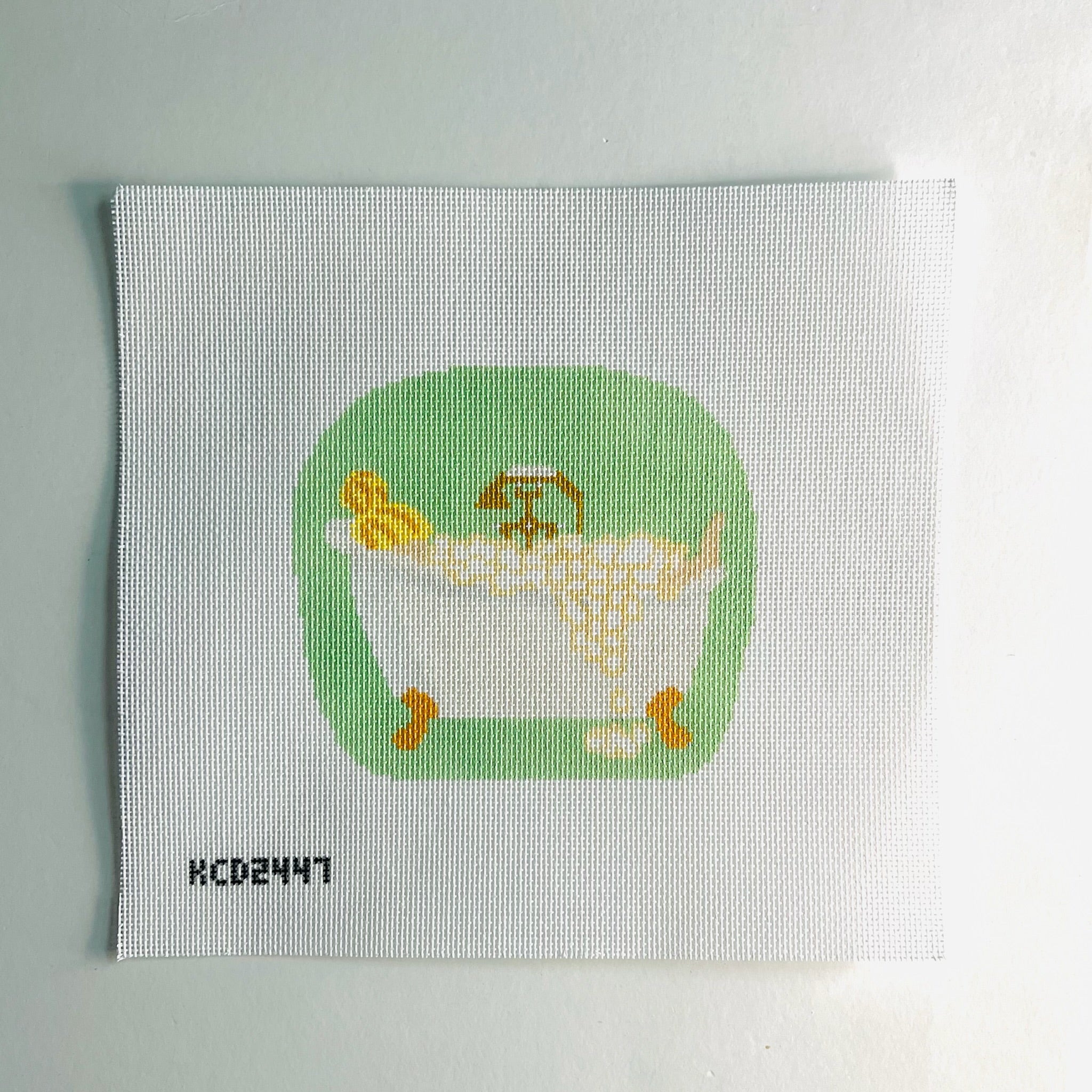 Bubble Bath Betty Canvas - KC Needlepoint