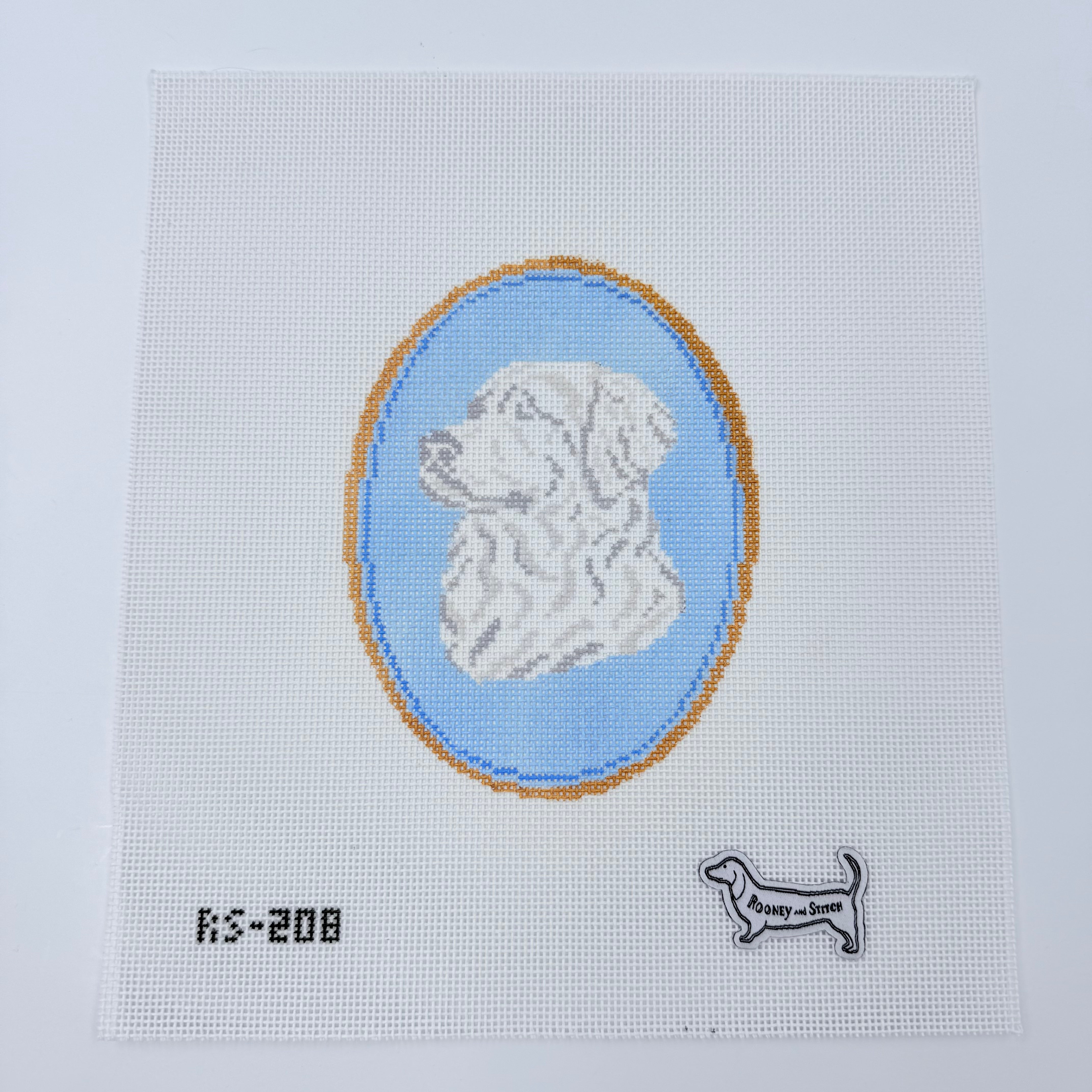 The Golden Retriever Cameo Canvas - KC Needlepoint