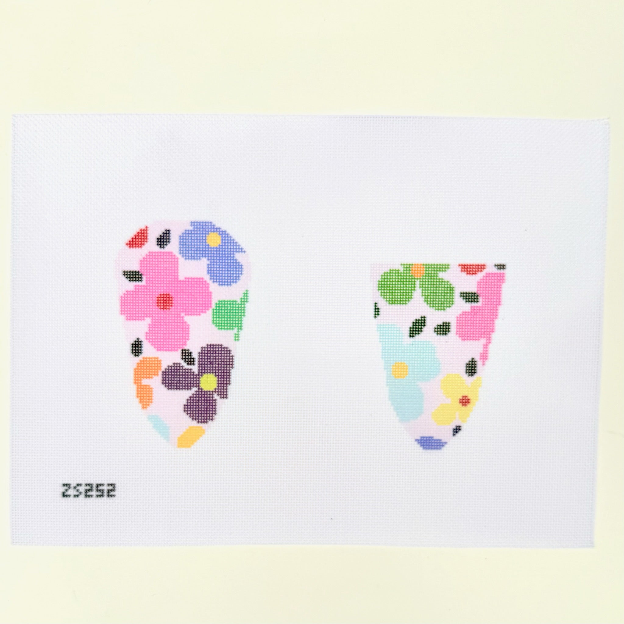 Flower Power Scissors Case Needlepoint Canvas - KC Needlepoint