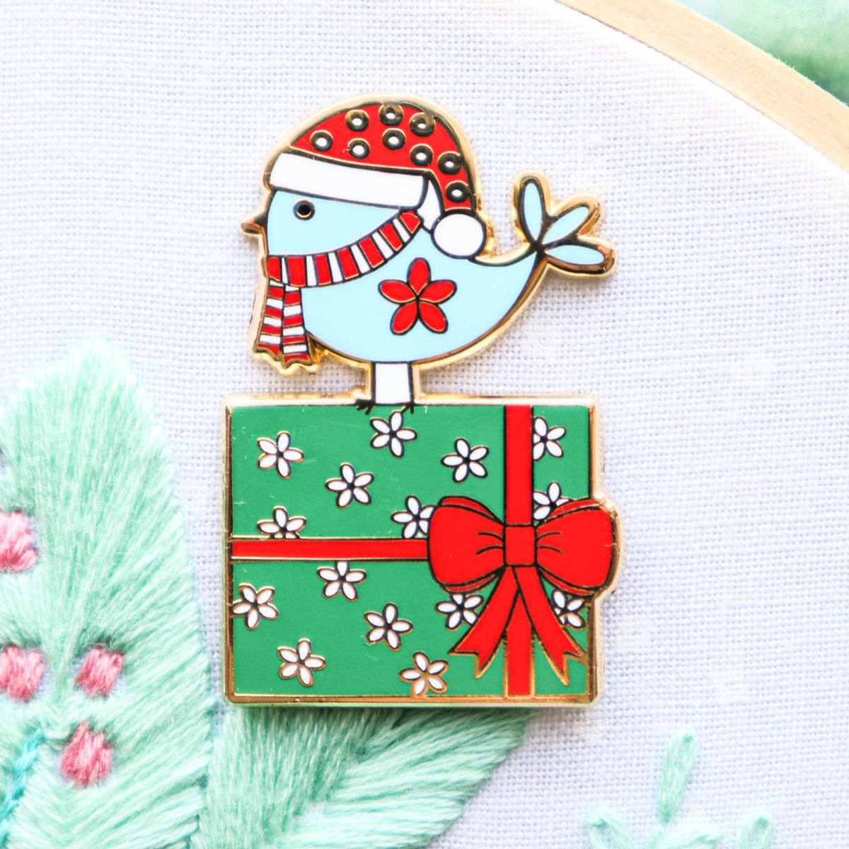 Christmas Birdie Needle Minder - KC Needlepoint
