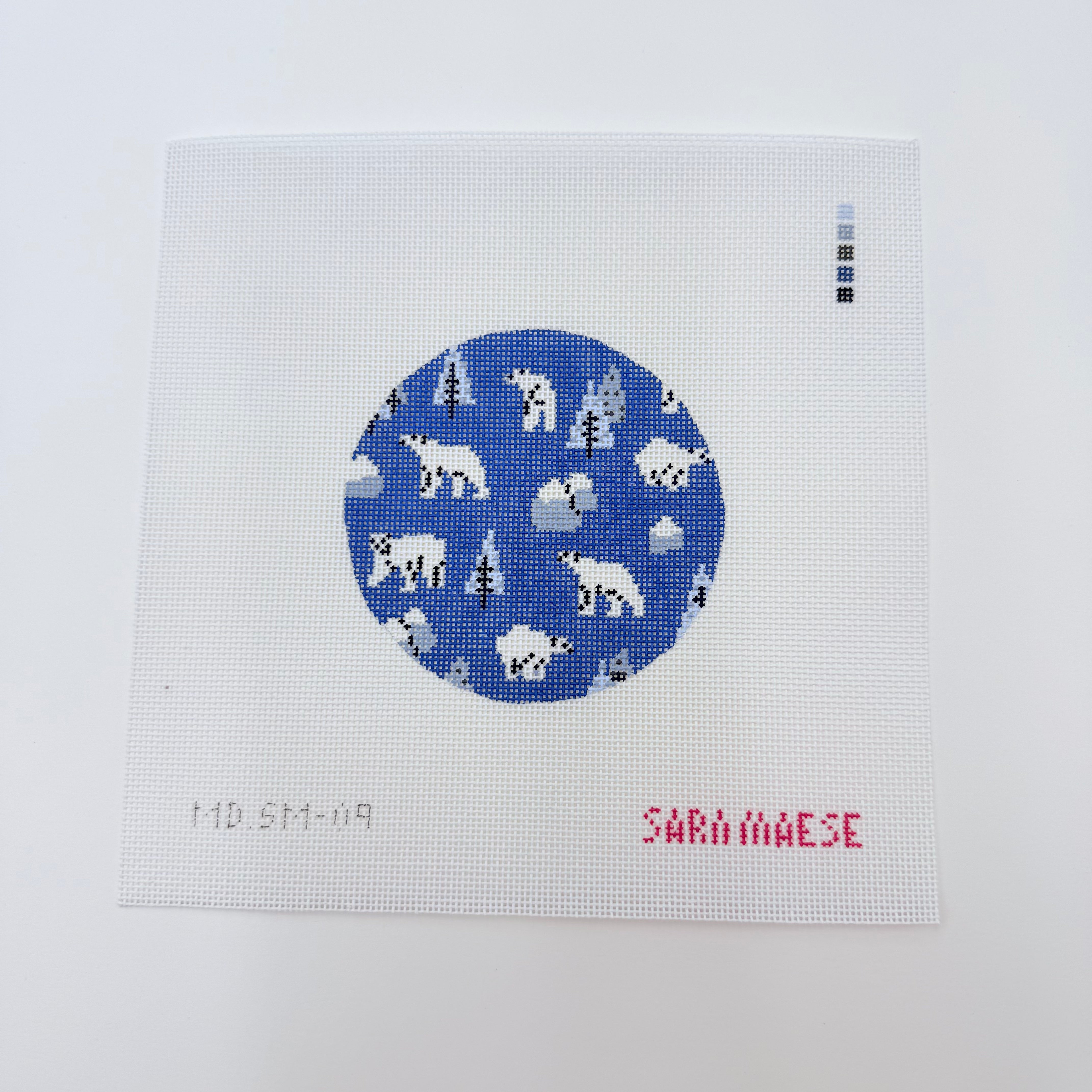 Polar Bears Round Canvas - KC Needlepoint