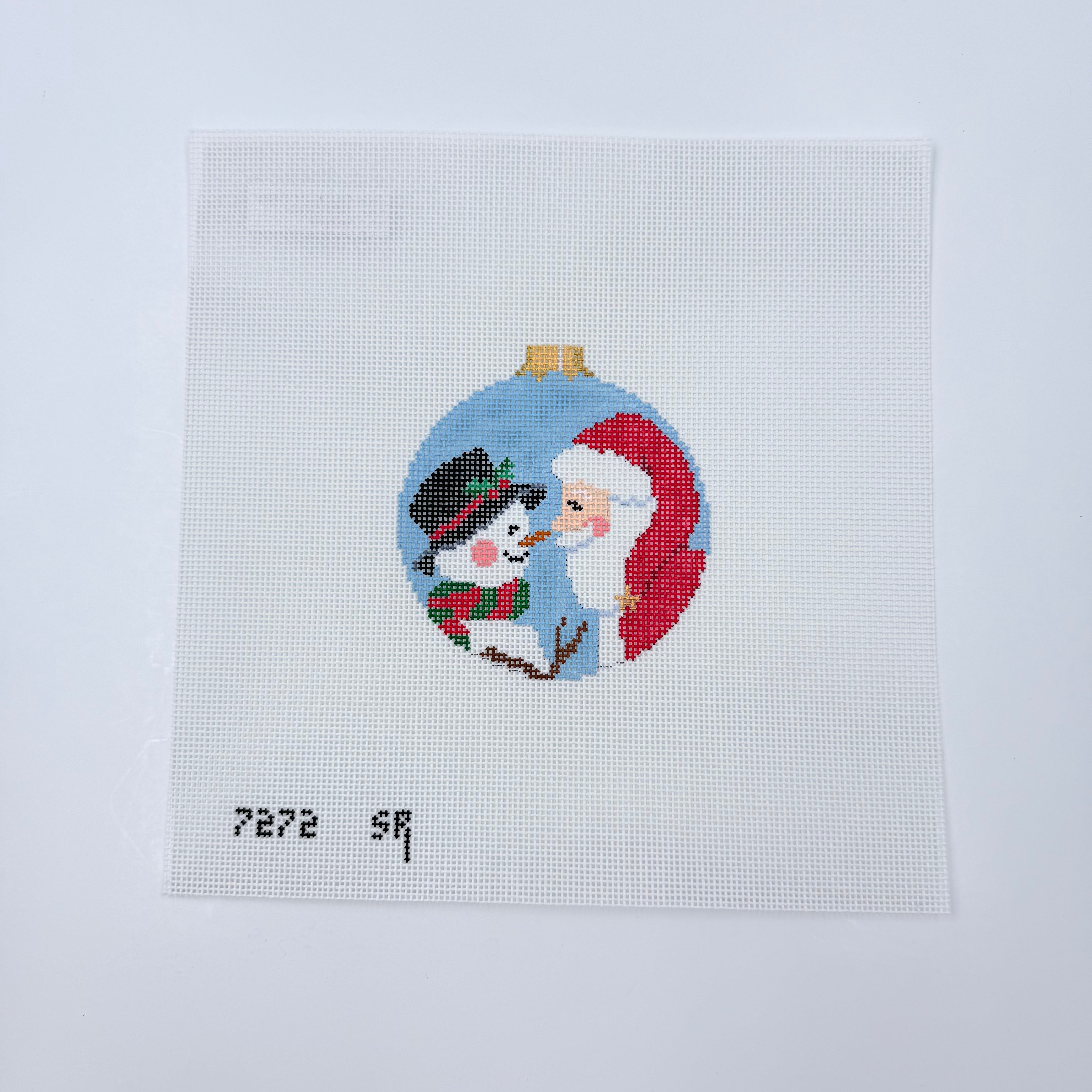 Nose to Nose Round Canvas - KC Needlepoint