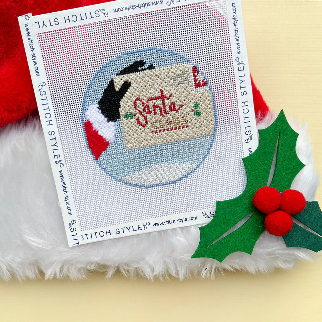 Santa and Letter Round Canvas - KC Needlepoint