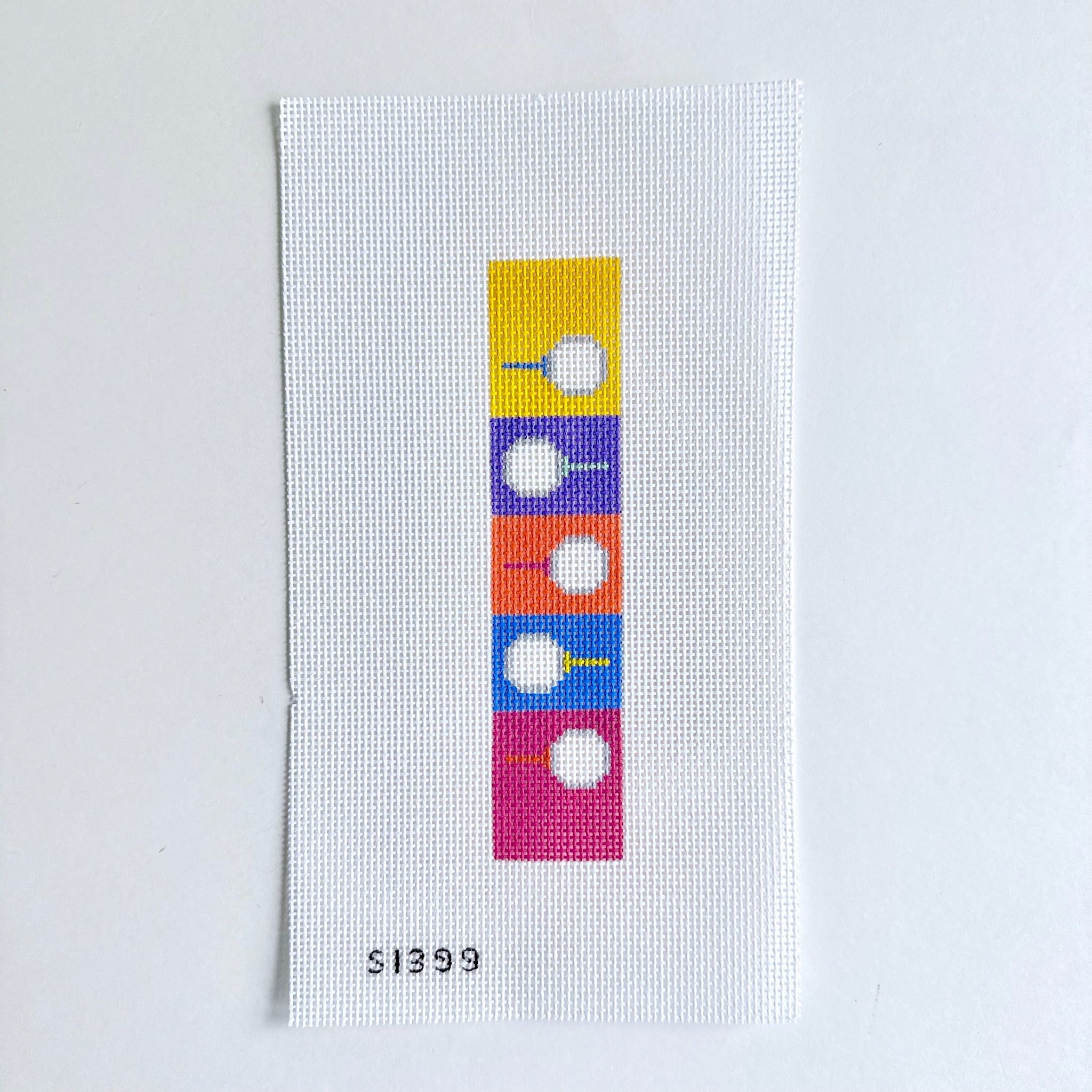 Golf Tee Key Fob/Bookmark Canvas - KC Needlepoint