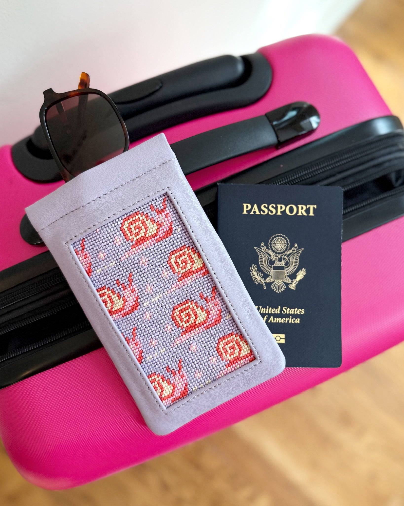 "Snailed It" Happy Stitching All-In-One Eyeglasses Case Kit - KC Needlepoint