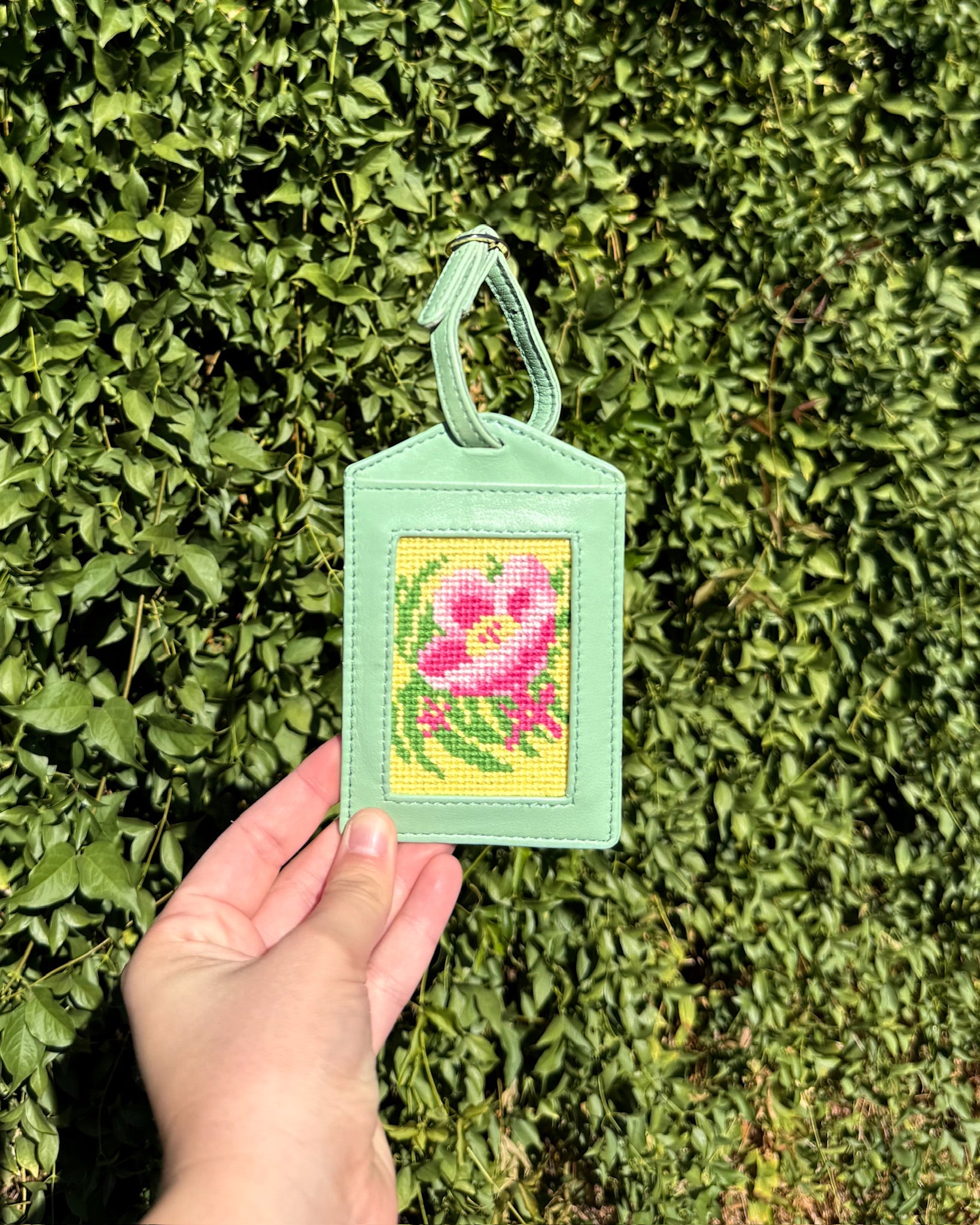 Bloom and Express Bag/Luggage Tag Kit - KC Needlepoint