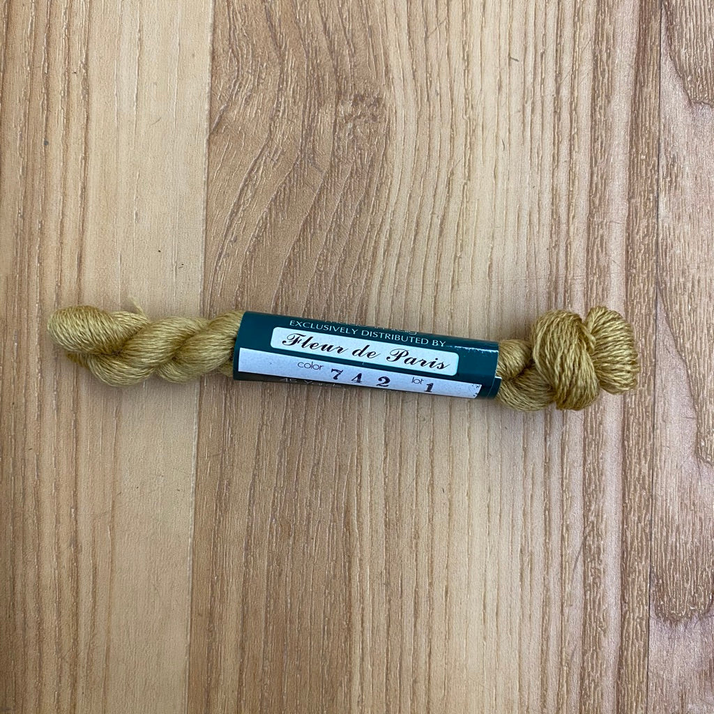 Bella Lusso Merino Wool 742 Blonde - KC Needlepoint