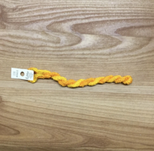 Bouclé 106 Medium to Light Amber - KC Needlepoint